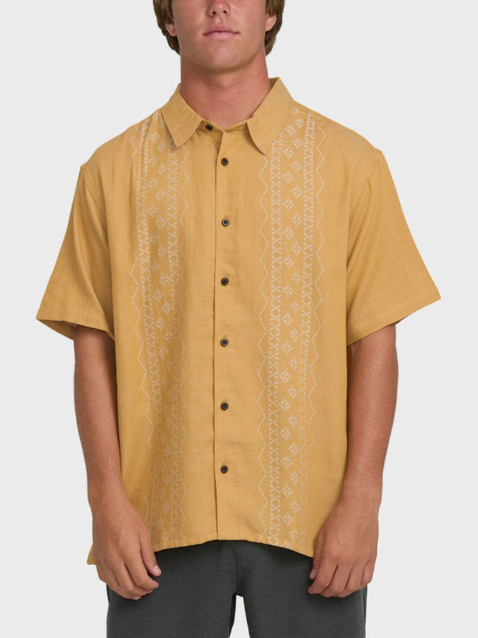 Billabong Cordoba Short Sleeve Buttondown Shirt Summer 2026 | RAVEN (RVN)
