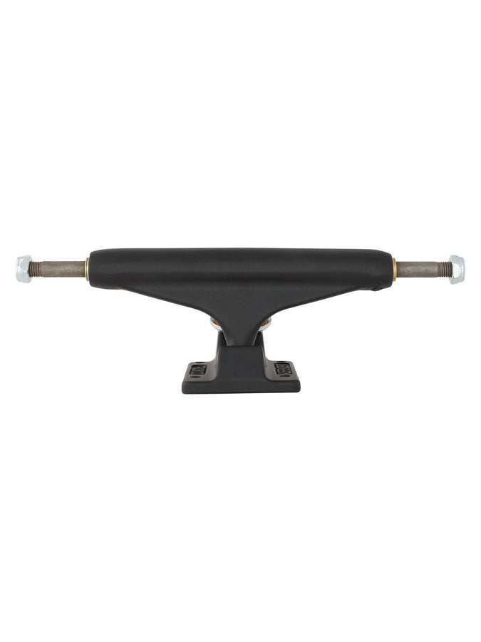 Independent Stg11 Blackout 144mm Skateboard Trucks | BLACKOUT