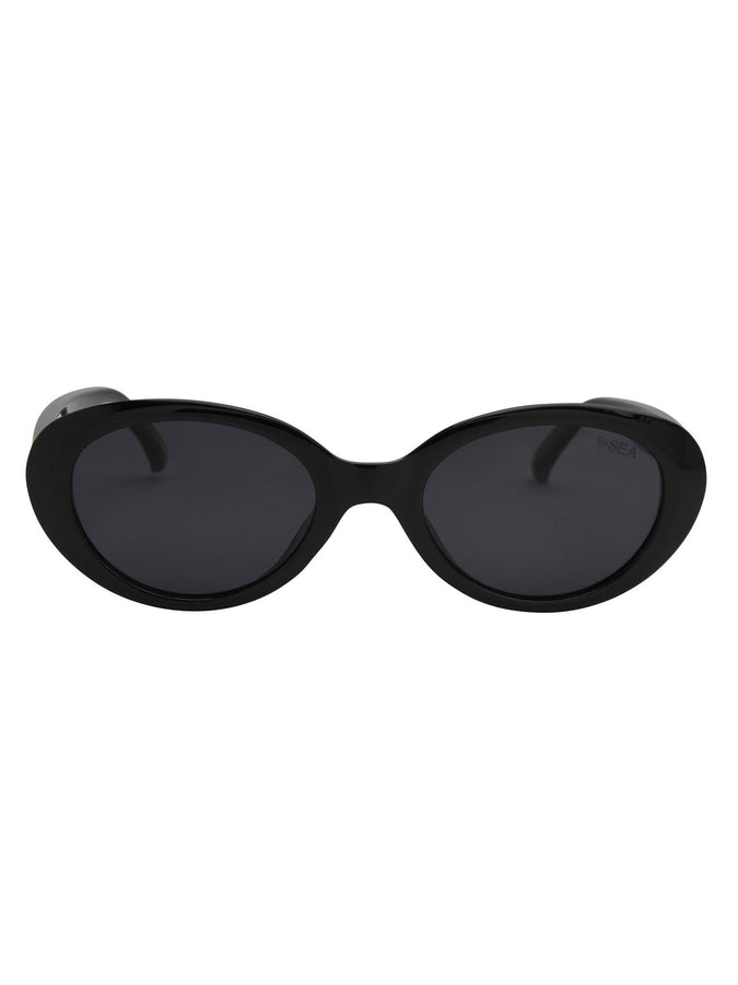 BLACK/SMOKE