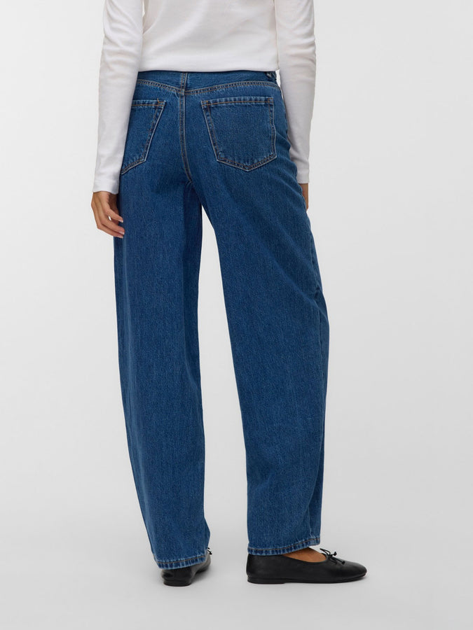Vero Moda Billie Ankle Medium Blue Denim Jeans Spring 2026 | MEDIUM BLUE DENIM