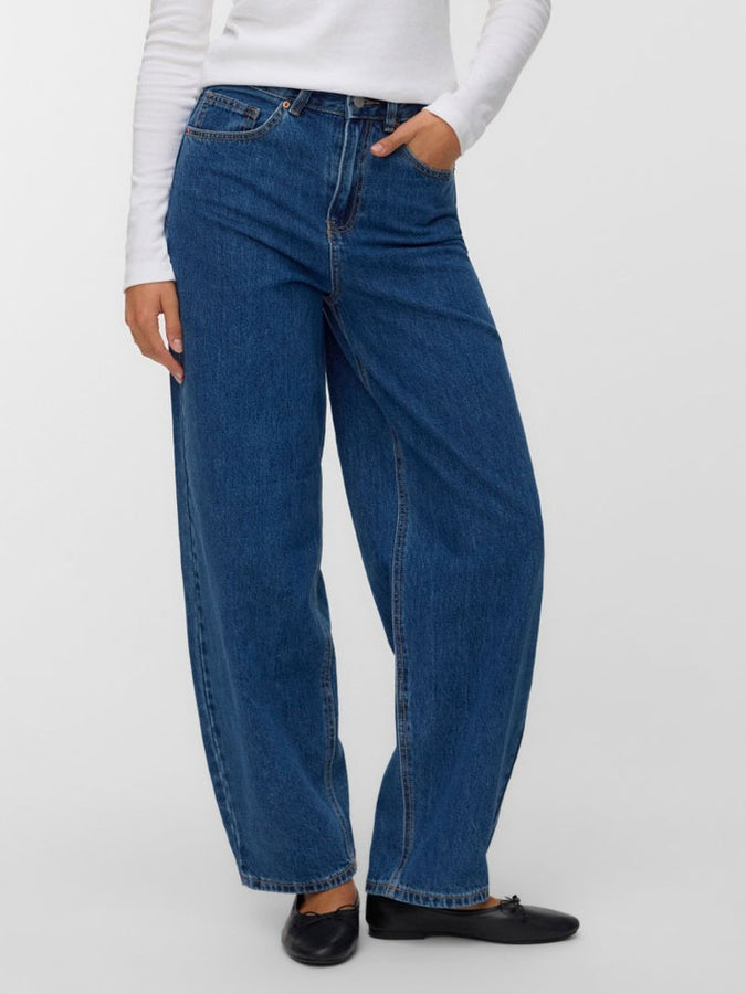 Vero Moda Billie Ankle Medium Blue Denim Jeans Spring 2026 | MEDIUM BLUE DENIM
