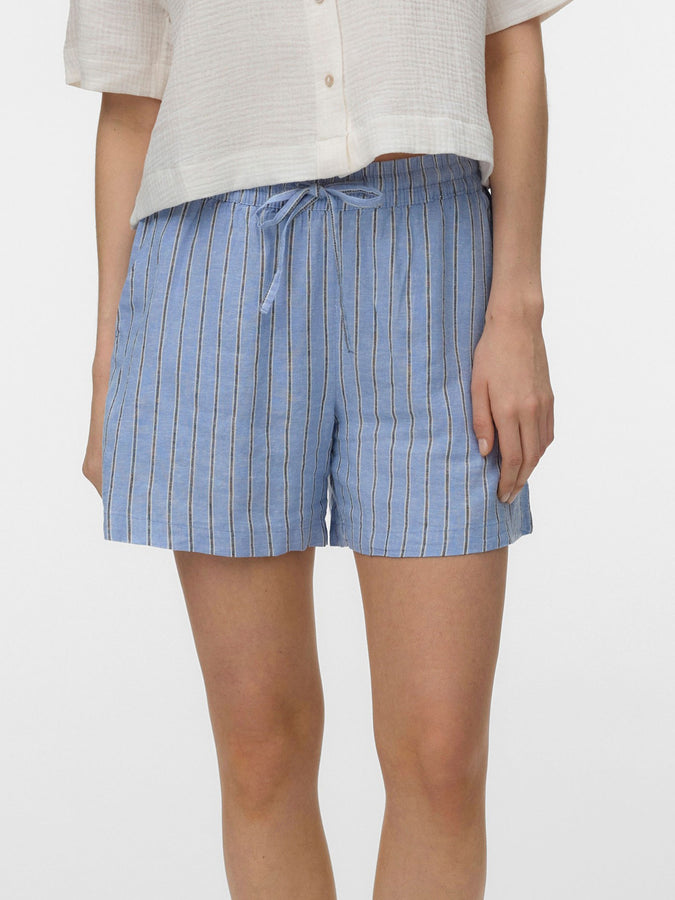 Vero Moda Linn Shorts Spring 2026 | CORNFLOWER BLUE STRIPES