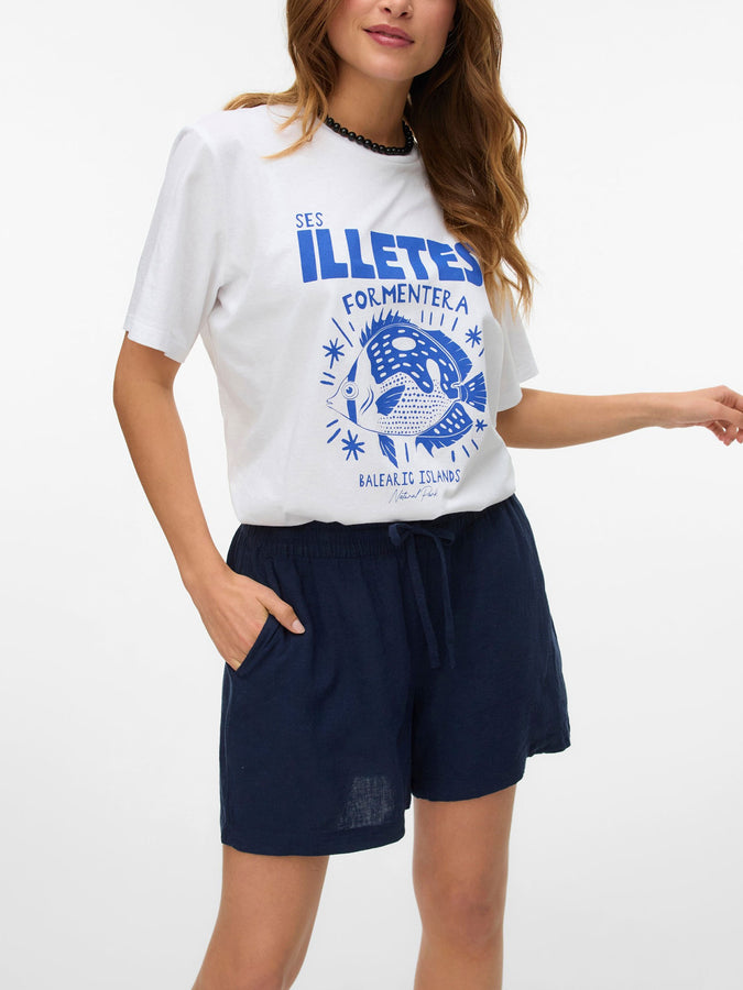 Vero Moda Linn Shorts Spring 2026 | NAVY BLAZER