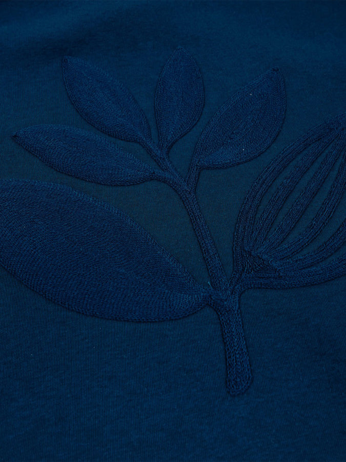Magenta Embro Hoodie Spring 2024 | PETROL BLUE