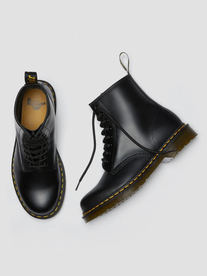 Dr. Martens 1460 Smooth Black Boots | BLACK