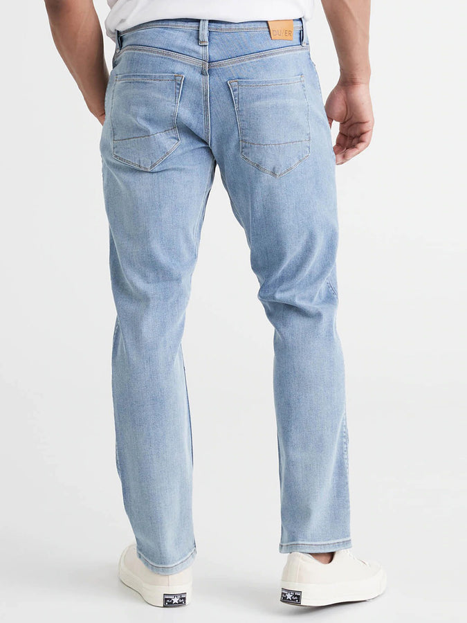 Duer Performance Relaxed Tapered Jeans | MODERN BLEACH