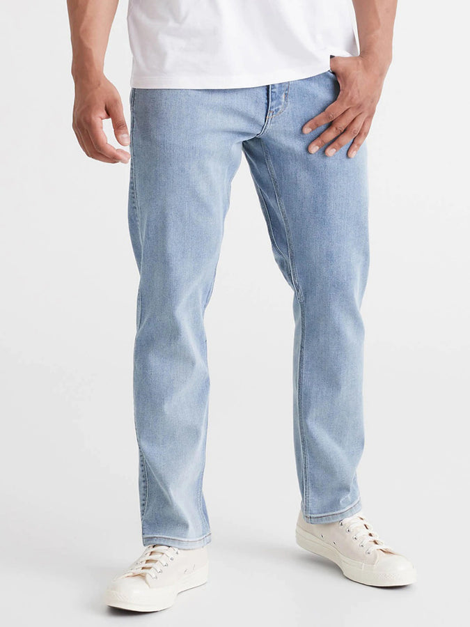 Duer Performance Relaxed Tapered Jeans | MODERN BLEACH