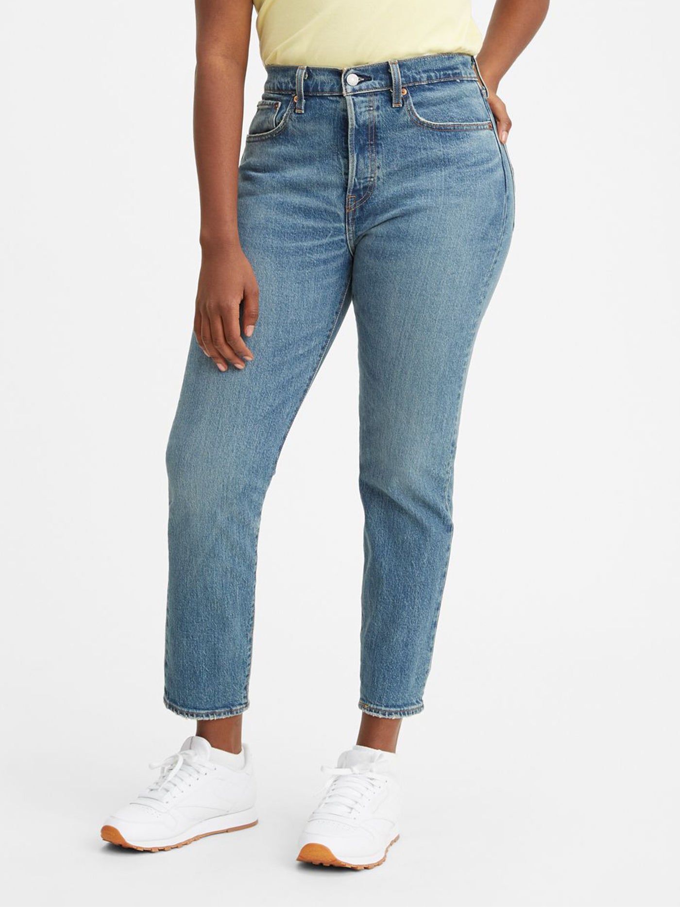 Levis Wedgie Icon High Rise Tapered Straight Fit Jeans