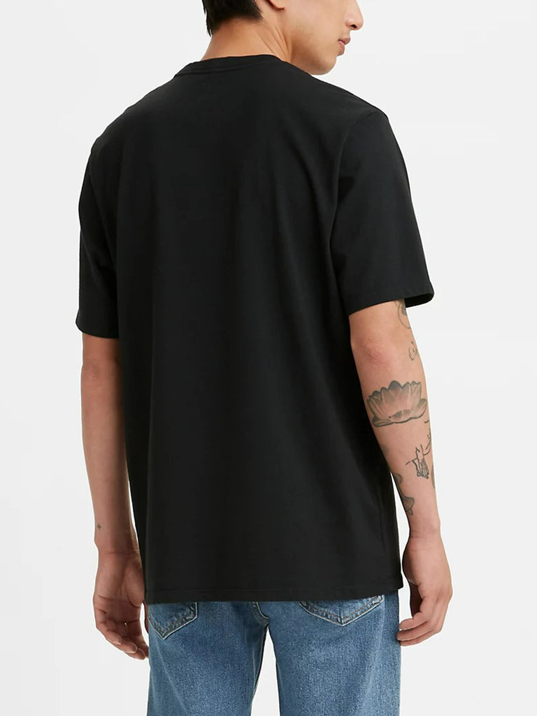 Levis Relaxed Fit Pocket T-Shirt | EMPIRE