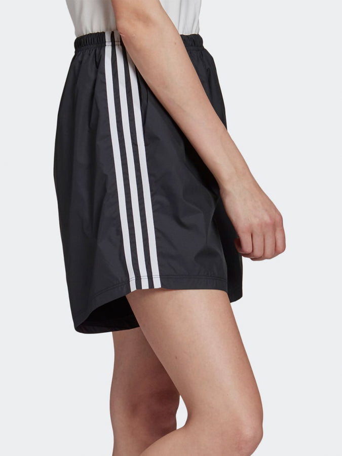 Adidas Adicolor Classics Ripstop Shorts | BLACK