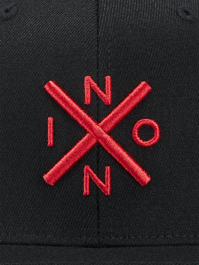Nixon Exchange Flexfit Hat | BLACK/RED (008)