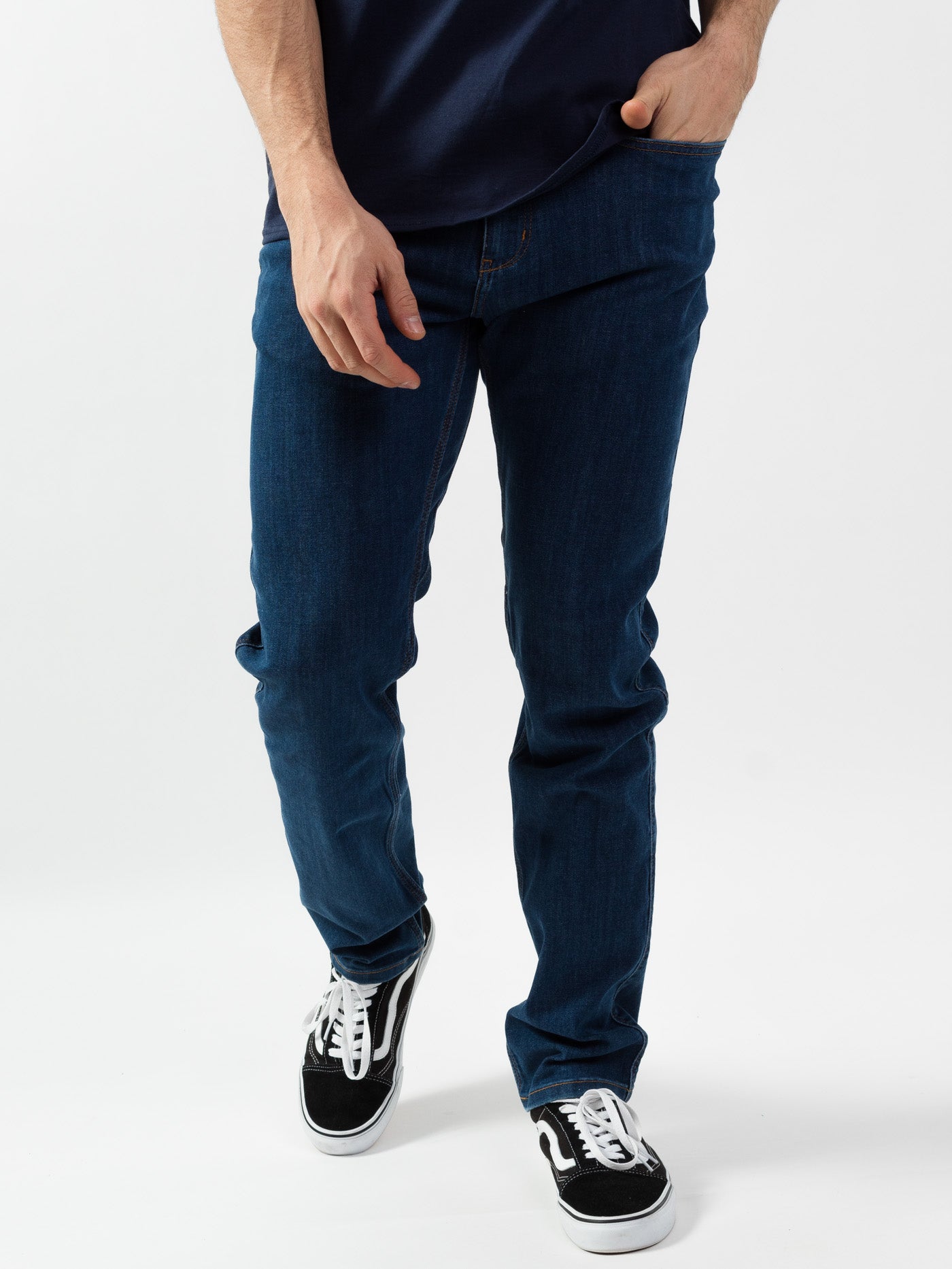 Men's Duer Performance Denim Relaxed Fit | Men's Everyday Trousers | George  FIsher