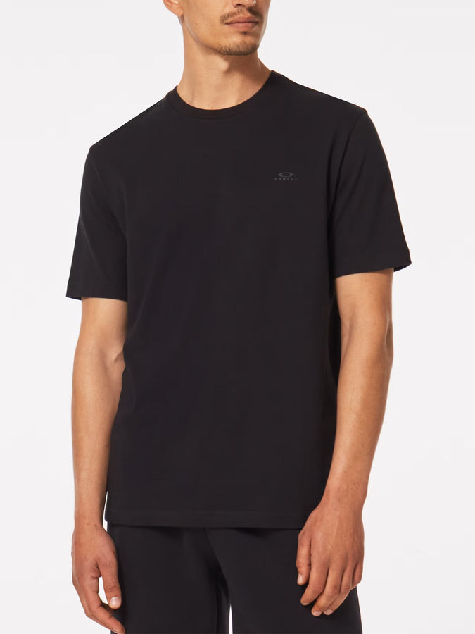 Oakley Relaxed T-Shirt | BLACKOUT (02E)