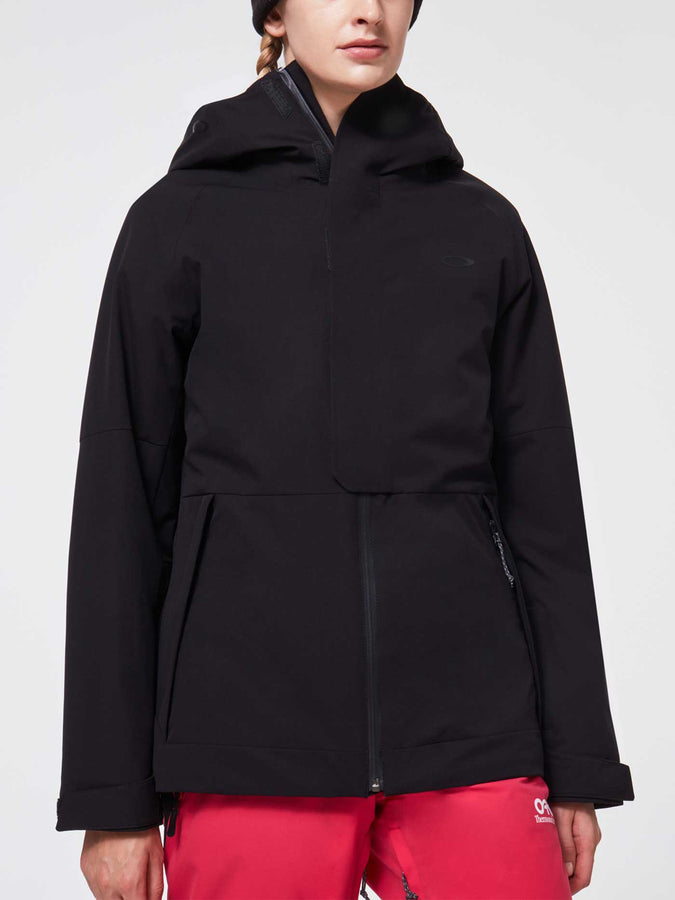 Oakley Camellia Insulated Snowboard Jacket 2022 | BLACKOUT (02E)