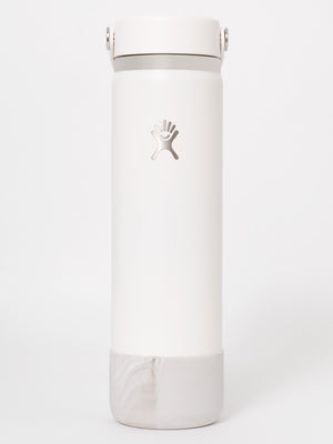https://thinkempire.com/cdn/shop/products/HYDRO_FLASK_WIDE_MOUTH_WITH_FLEX_CAP_AND_BOOT_IVORY_24OZ_IVORY-HYD-BOU-LE-W24BTS-F21C-CO_1_300x.jpg?v=1637600415