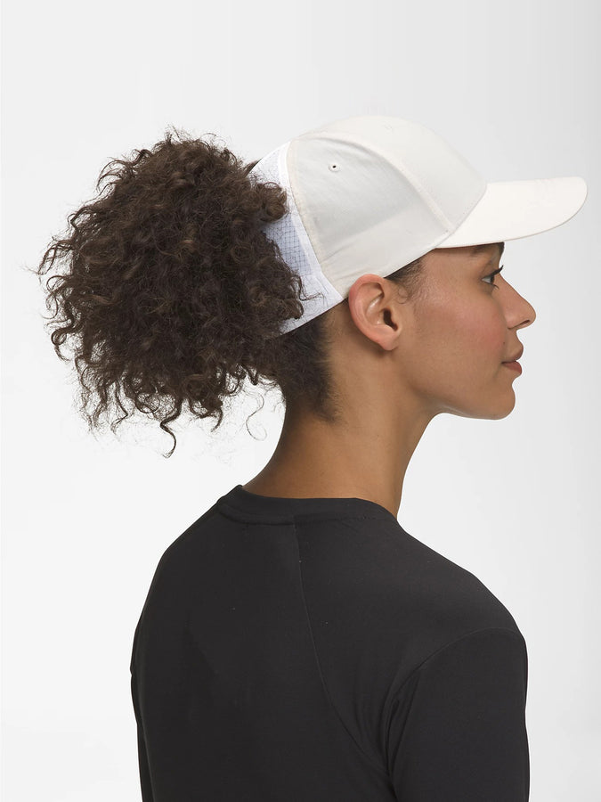 The North Face Horizon Flexfit Hat | GARDENIA WHITE (N3N)
