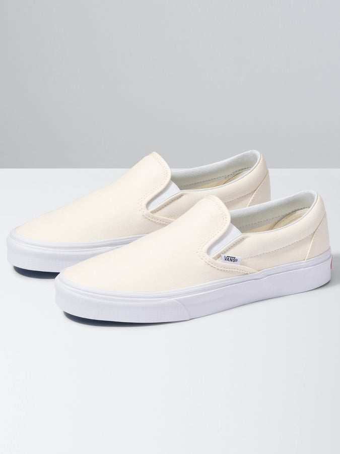 Vans Classic Slip-On Shoes | WHITE (WHT)