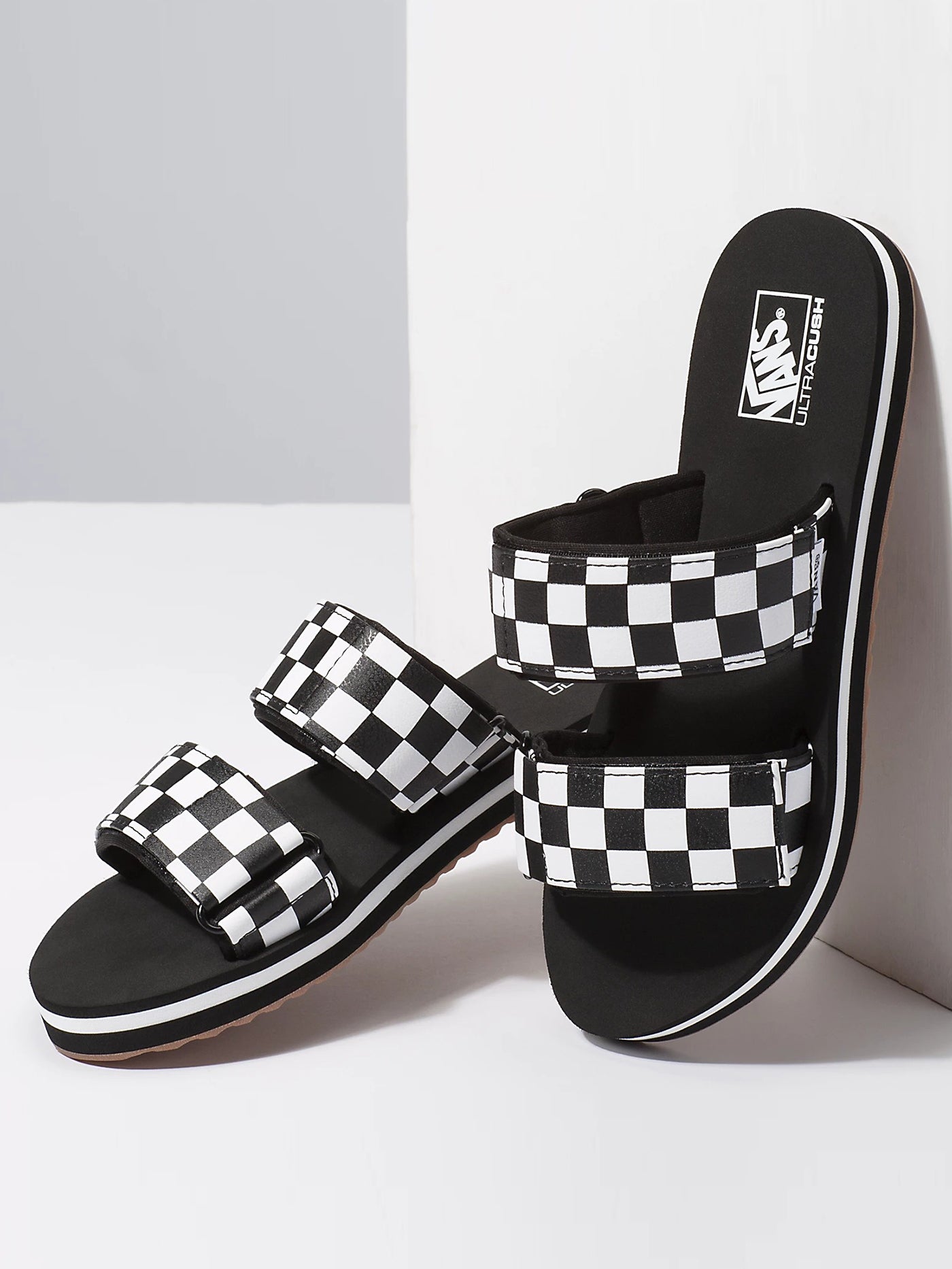 vans cayucas slide black marshmallow