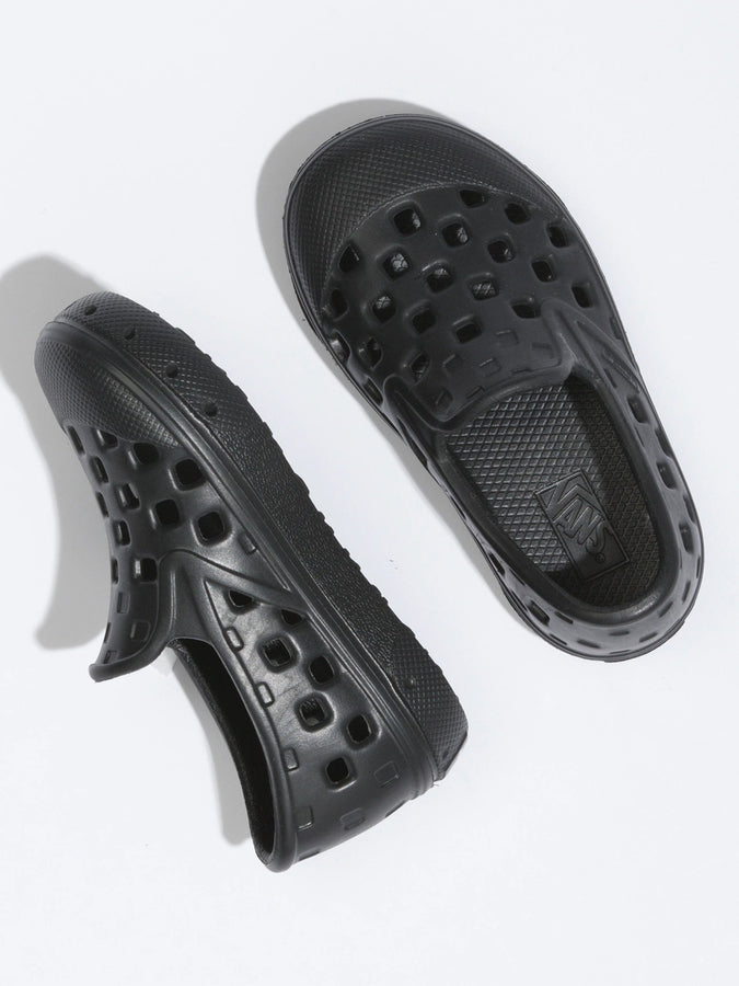 Vans Trek Black Slip-On Shoes | BLACK (BLK)