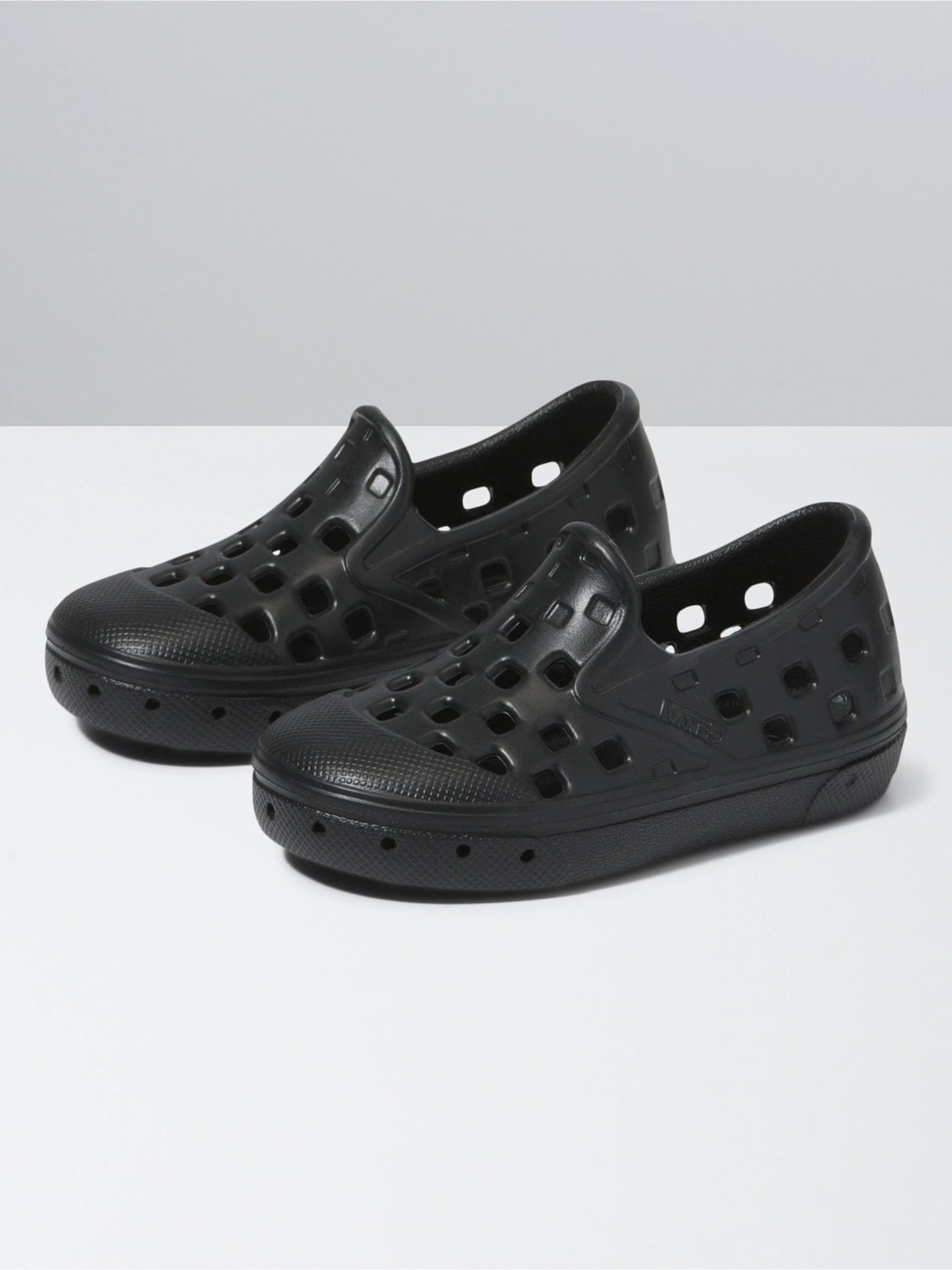 Vans Trek Black Slip-On Shoes