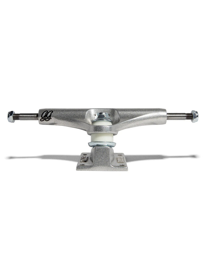 Royal Griffin Gass Pro Trucks | RAW SILVER